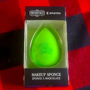 X Revolution Beetlejuice make up sponge